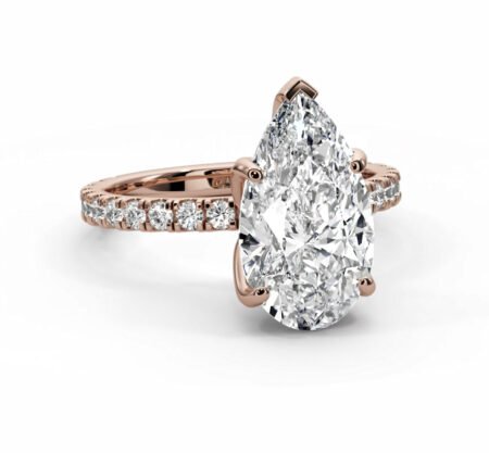 Engagement ring Pear diamond
