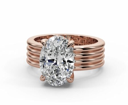 Oval cut engagement ring