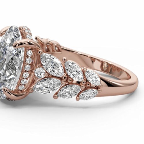 Oval diamond engagement ring