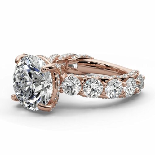 Round diamond engagement ring